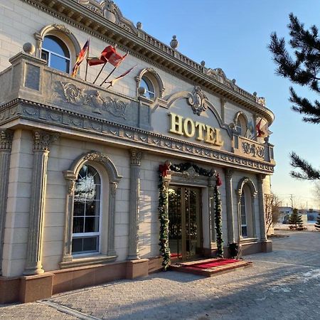 קוסטנאי Hotel Astam מראה חיצוני תמונה