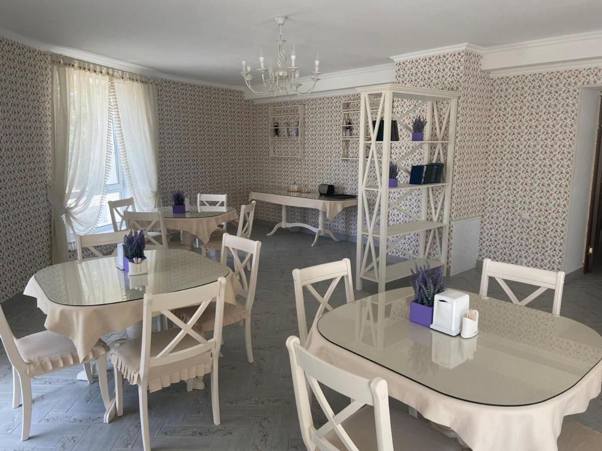 קוסטנאי Hotel Astam מראה חיצוני תמונה