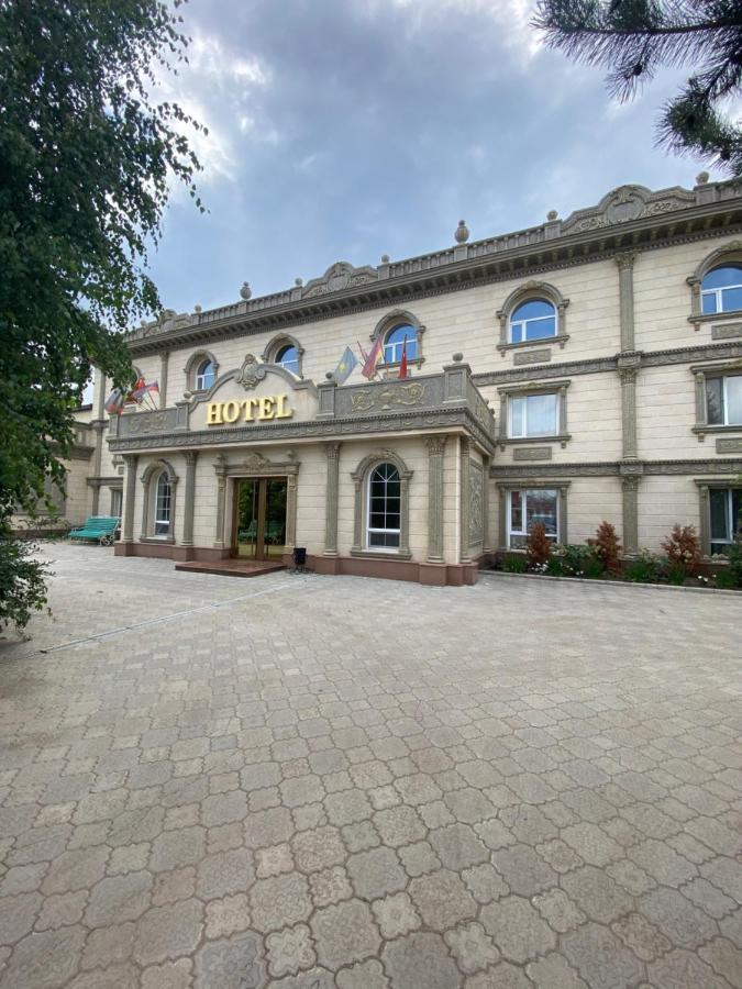 קוסטנאי Hotel Astam מראה חיצוני תמונה