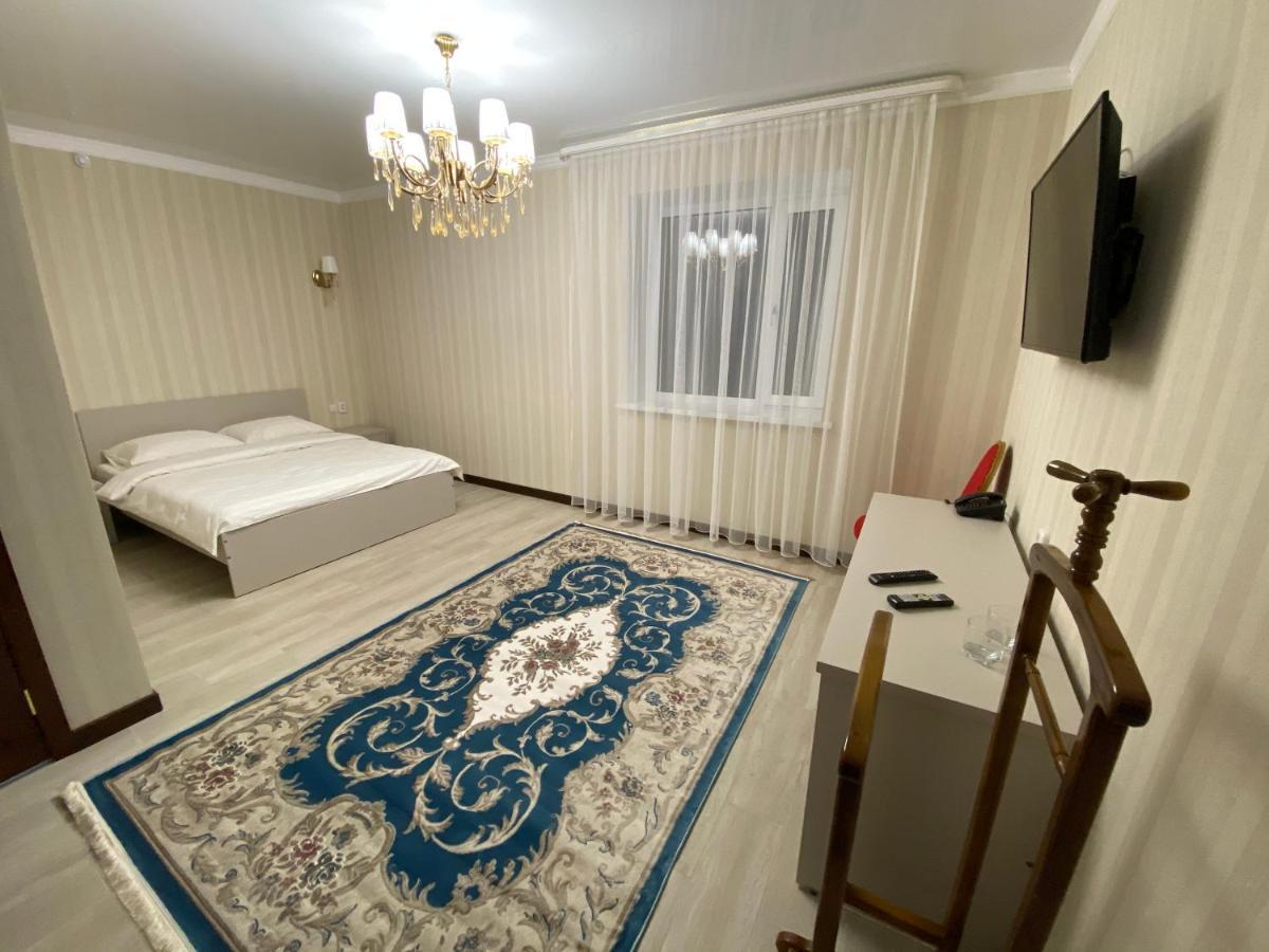 קוסטנאי Hotel Astam מראה חיצוני תמונה