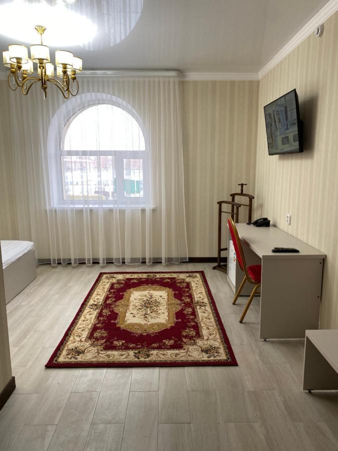 קוסטנאי Hotel Astam מראה חיצוני תמונה