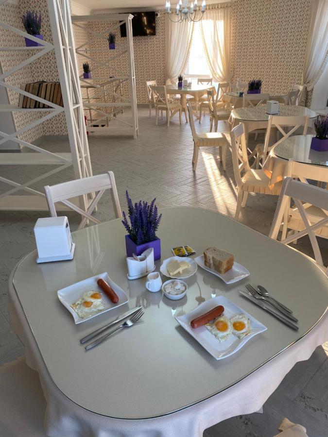 קוסטנאי Hotel Astam מראה חיצוני תמונה