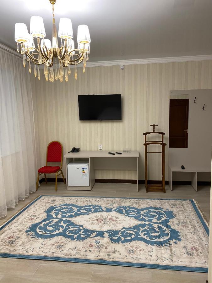 קוסטנאי Hotel Astam מראה חיצוני תמונה