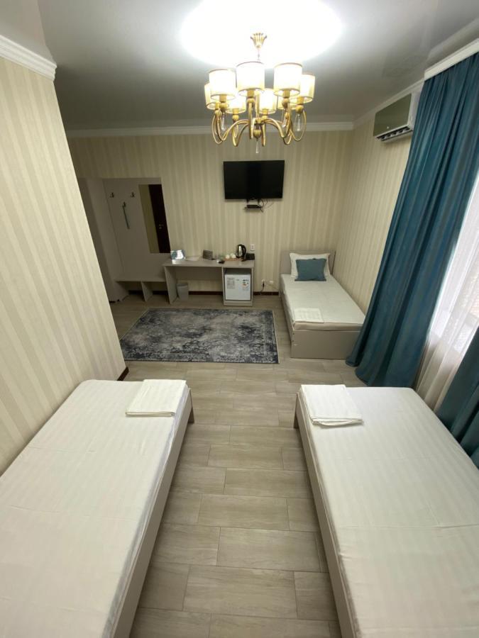 קוסטנאי Hotel Astam מראה חיצוני תמונה